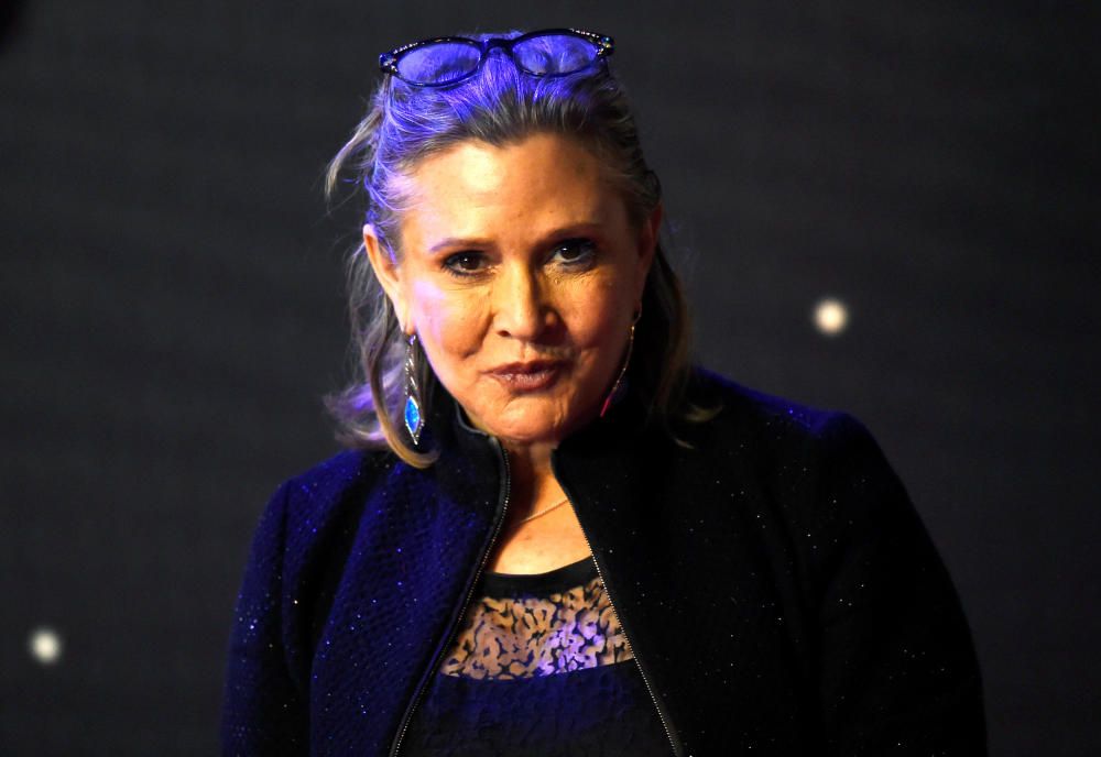 La actriz estadounidense Carrie Fisher, conocida por su papel de la princesa Leia en "Star Wars", falleció hoy a los 60 años.