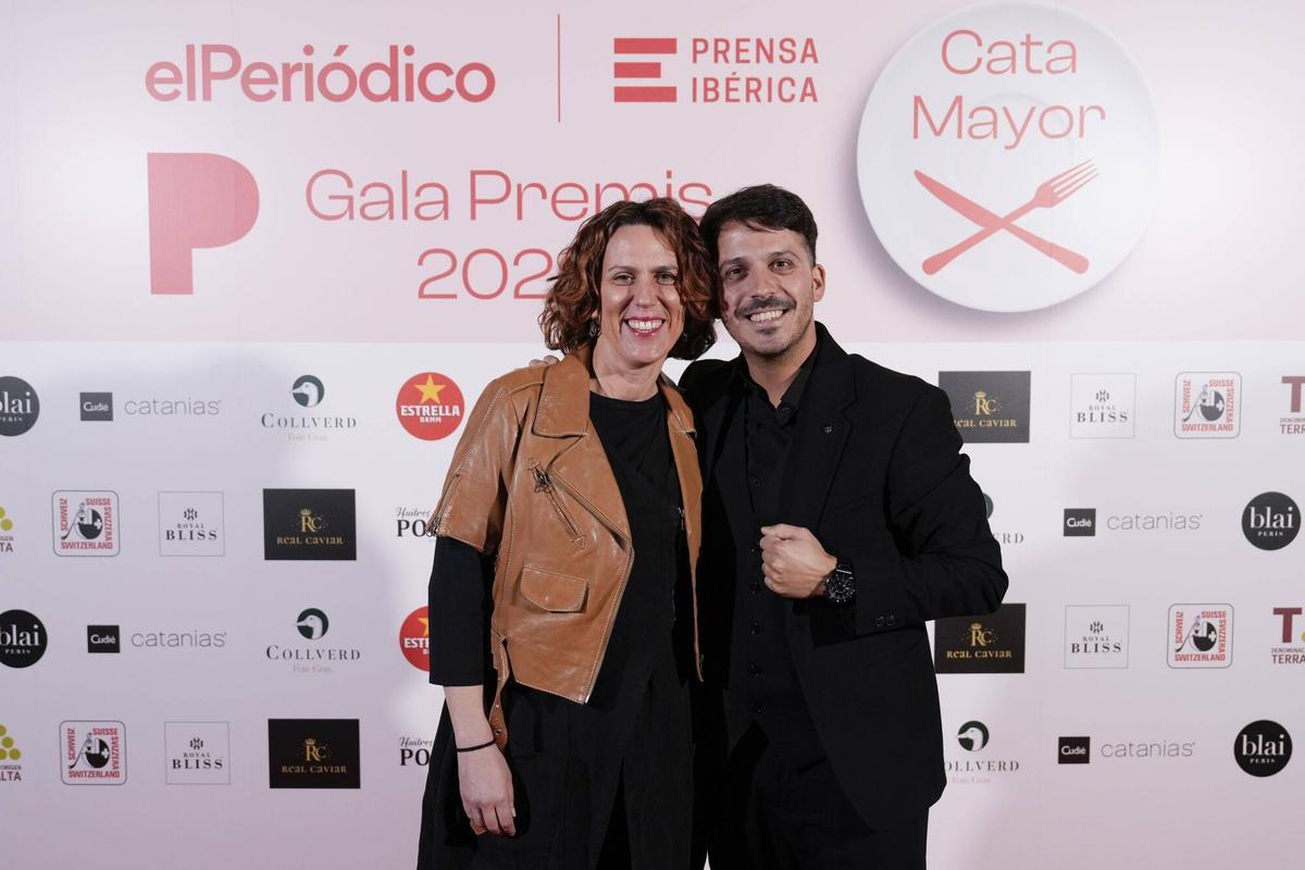 Mabel Mas, directora general de El Periódico y Fernando Feliu, de Real Caviar