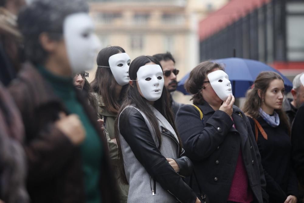 Flashmob «Per dignitat. Cap persona sense llar»