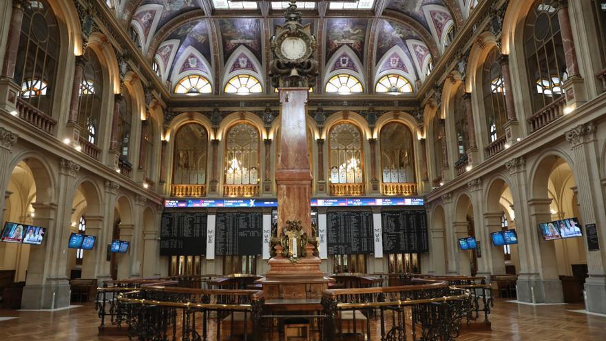 Interior del Palacio de la Bolsa.