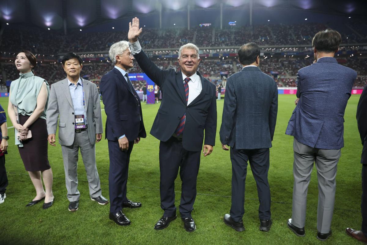 Laporta sigue impulsando nuevos patrocinios