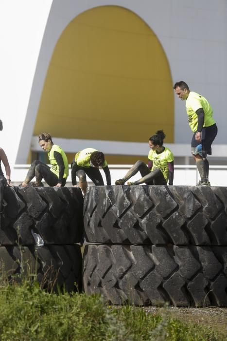 Carrera de obstáculos en el entorno del Niemeyer