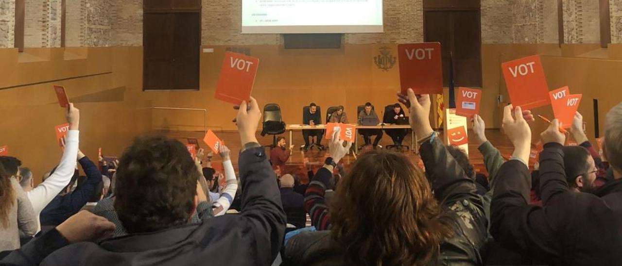 Votación en el consell del Bloc celebrado el pasado sábado.