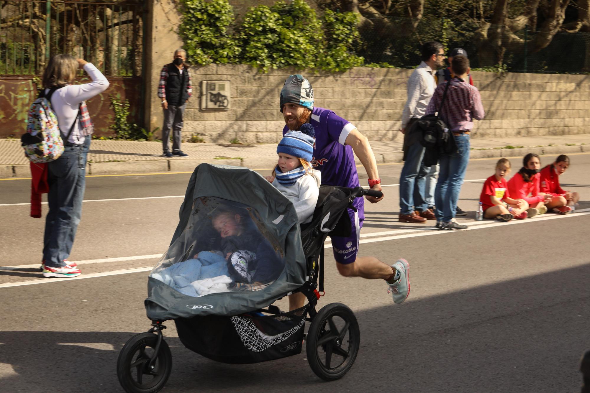 En imágenes: La carrera de los 10 km del Grupo Covadonga