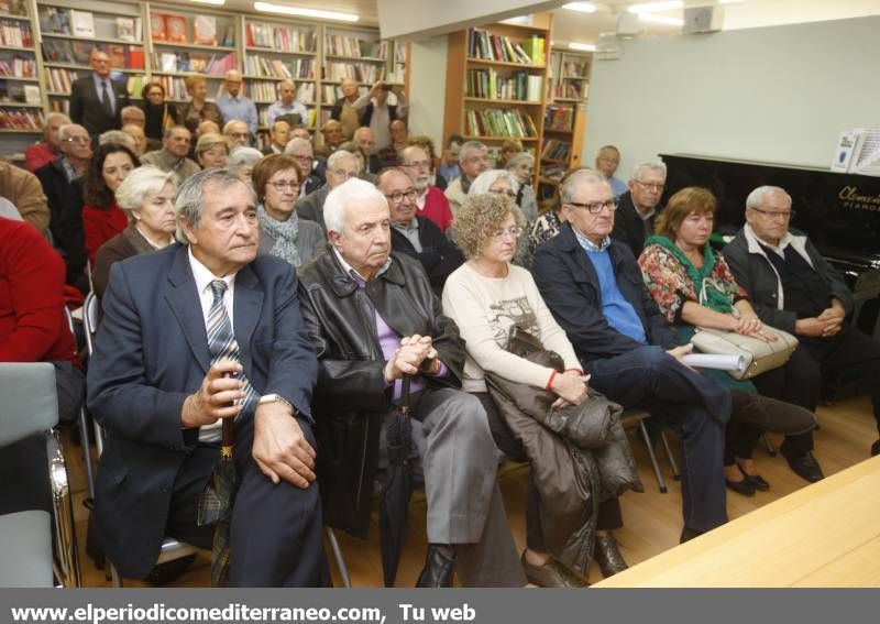 GALERÍA DE FOTOS -- Javier Tomás Villarroya presenta el libro sobre Pascual Cucala y la tercera guerra carlista