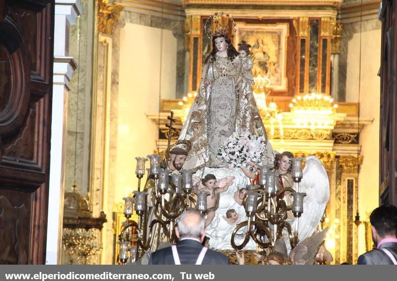 GALERIA FOTOS: Procesión de las Rosarieras en Vila-real