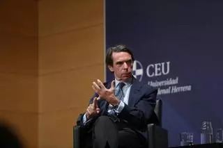 Aznar ha afirmado que "hay una parte de la izquierda española" que "cada quince días tiene que ir a escarbar los restos de Franco"