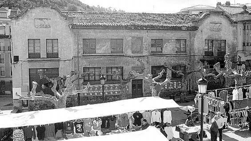 Frontal de la antigua fábrica de Ortiz, destinada a albergar el Museo de la Conserva.