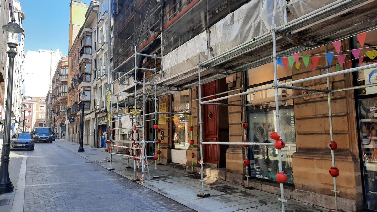 El edificio afectado, después del incidente.