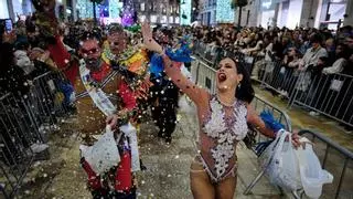 Málaga da una lección de Carnaval antes de enterrar la guasa otro año más