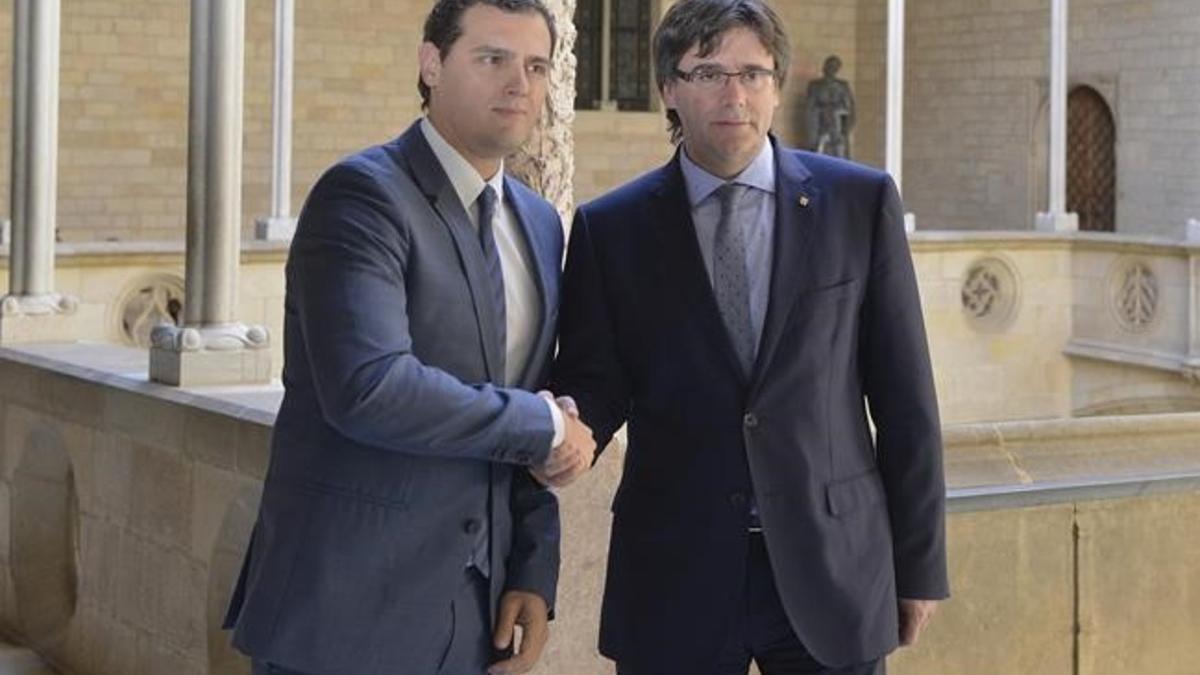 Puigdemont y Rivera en la Generalitat