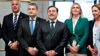 Albares se verá con alcaldes y Junta tras la reunión de Bruselas por Gibraltar