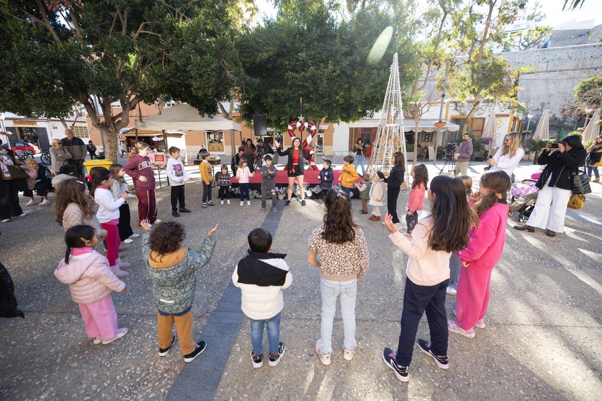 Así han celebrado las 'preuvas' en la plaza del Parque de Ibiza