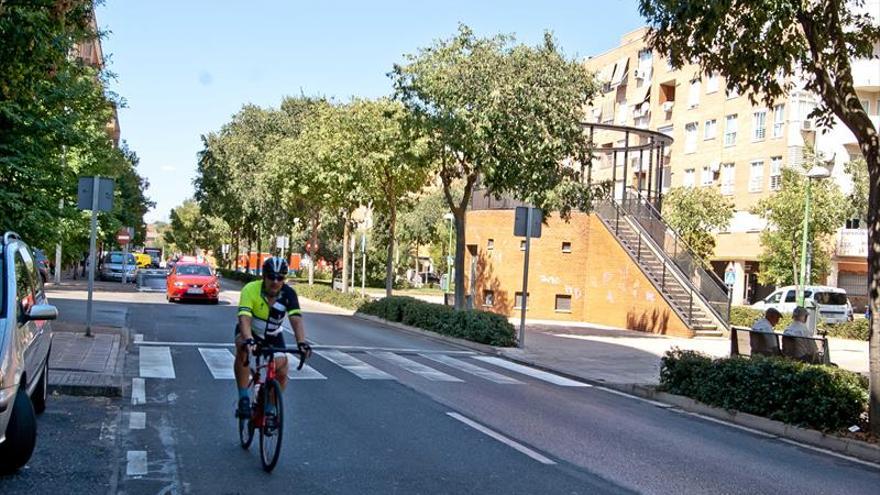 Una furgoneta atropella a una mujer en el Nuevo Cáceres y resulta herida