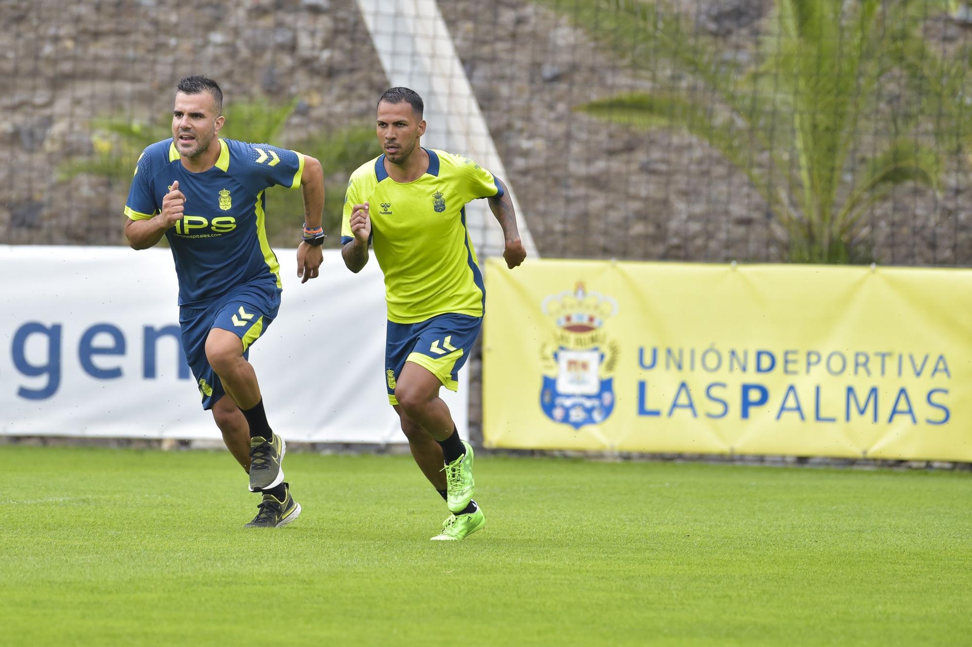 Entrenamiento de Jonathan Viera (24/08/2021)