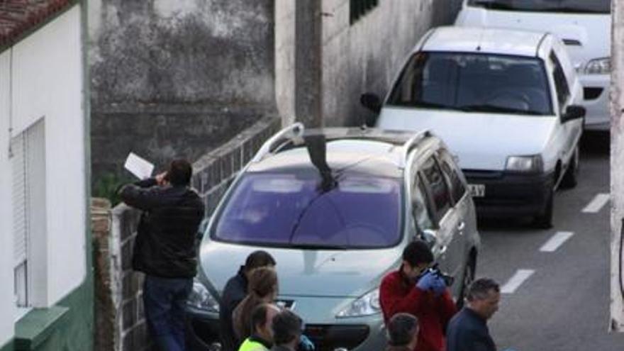 Guardia Civil, en el lugar del homicidio, en Lordelo.