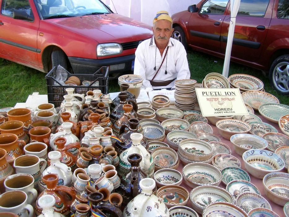 Rumanía - La cerámica artesanal de Horezu.