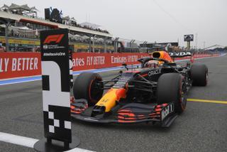 Verstappen conquista la pole en el GP de Francia por delante de Hamilton