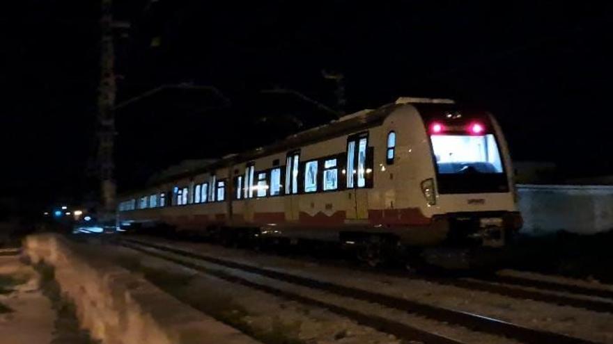 Tren en Mallorca | Las primeras pruebas del nuevo convoy, en imágenes