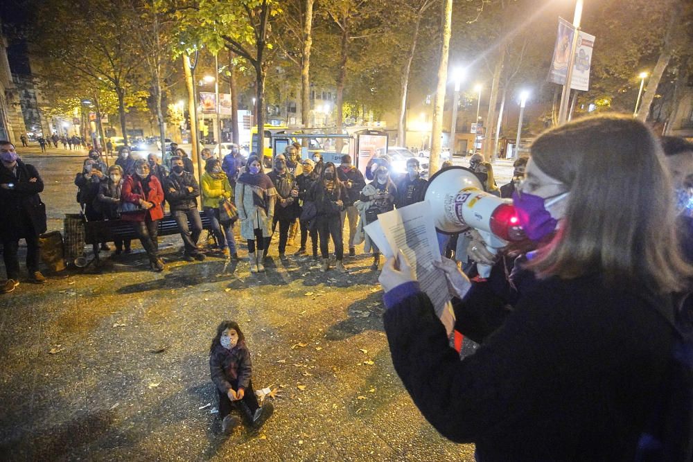 Concentració de la Plataforma Feminista de Girona