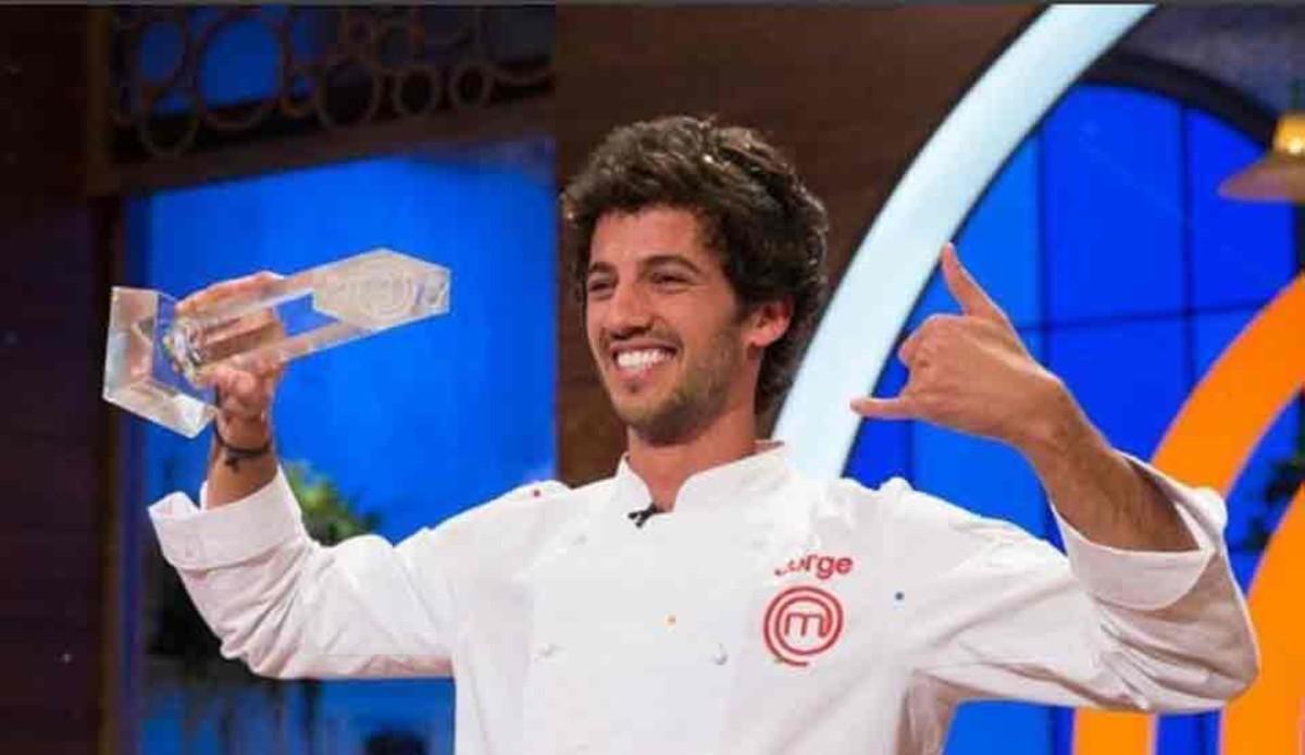 jorge-ganador-de-masterchef-5-jug-en-el-atl-tico-de-madrid-video