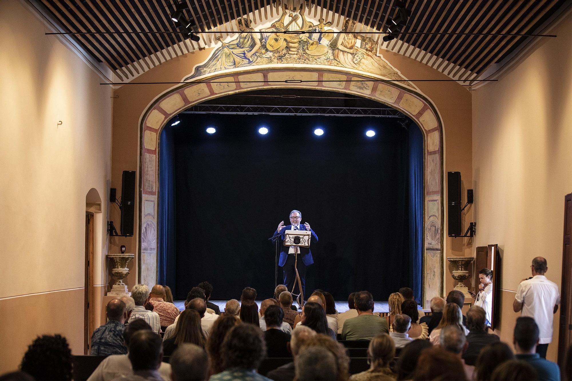 Así ha sido la inauguración del teatro modernista del Palau-Castell de Betxí