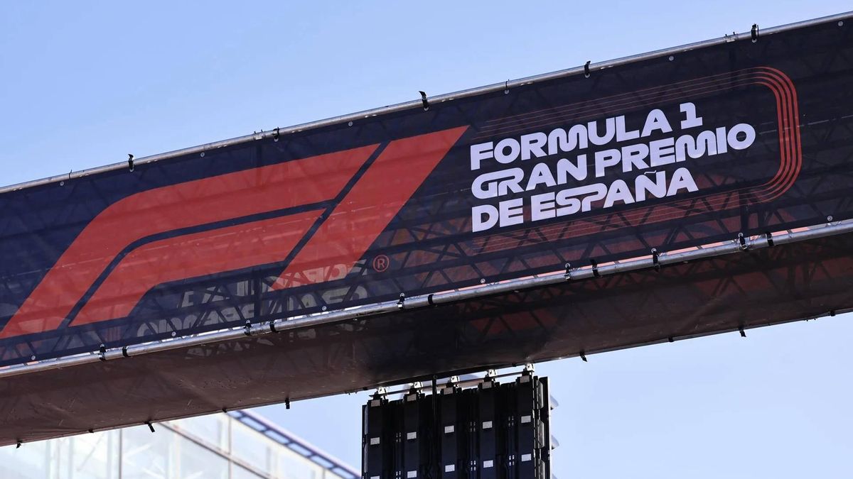 Vista de un cartel que anuncia el Gran Premio de España de Fórmula 1 durante una presentación en Ifema, Madrid.