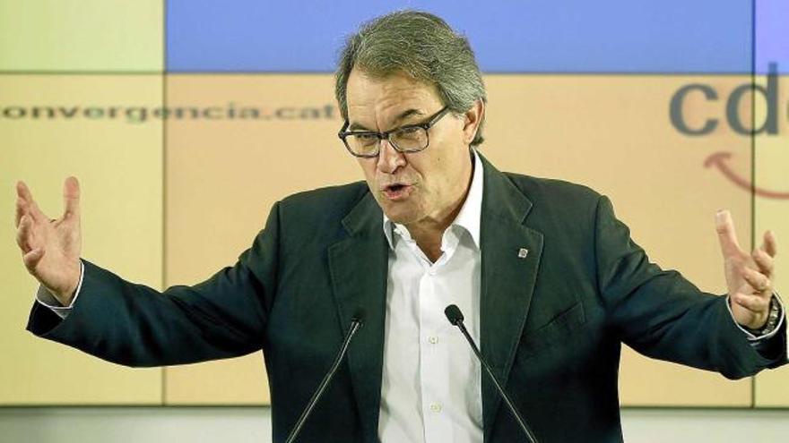 L&#039;expresident de la Generalitat Artur Mas aspira a liderar el nou partit que surti de Convergència