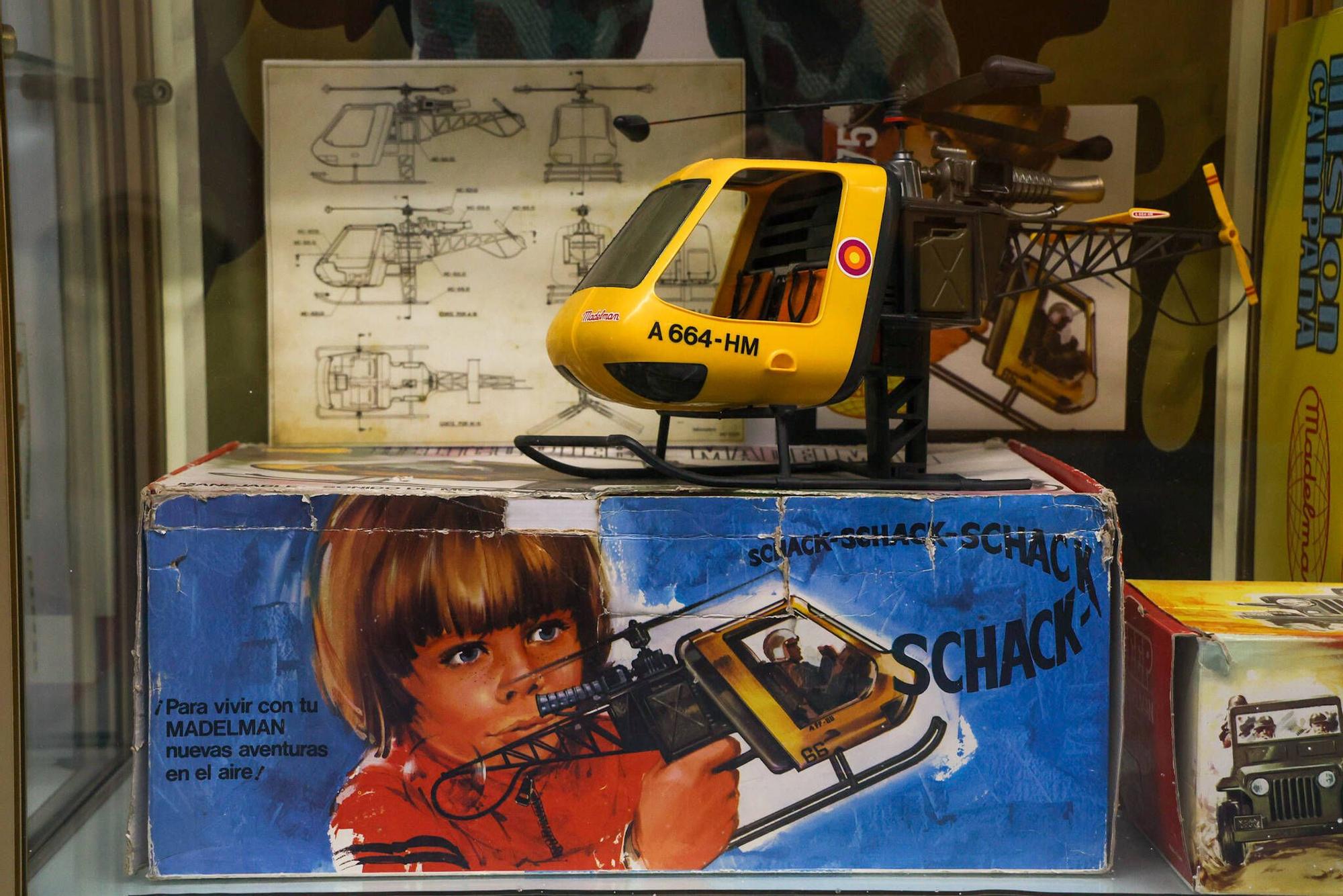El Museo más nostálgico de València atesora 2.500 juguetes