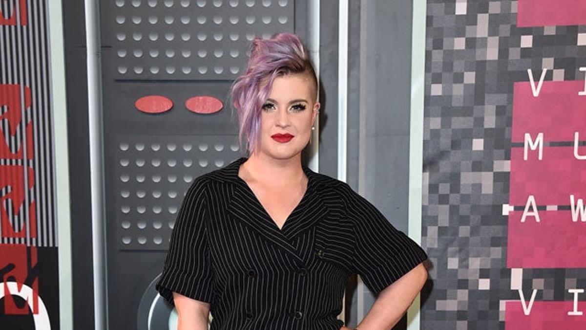 Kelly Osbourne a su llegada a los VMA de la MTV