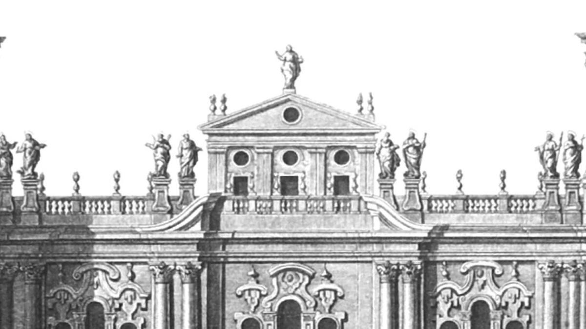 Detalle de la crestería de la Catedral de Málaga que se quiere completar, en la fachada de la plaza del Obispo.