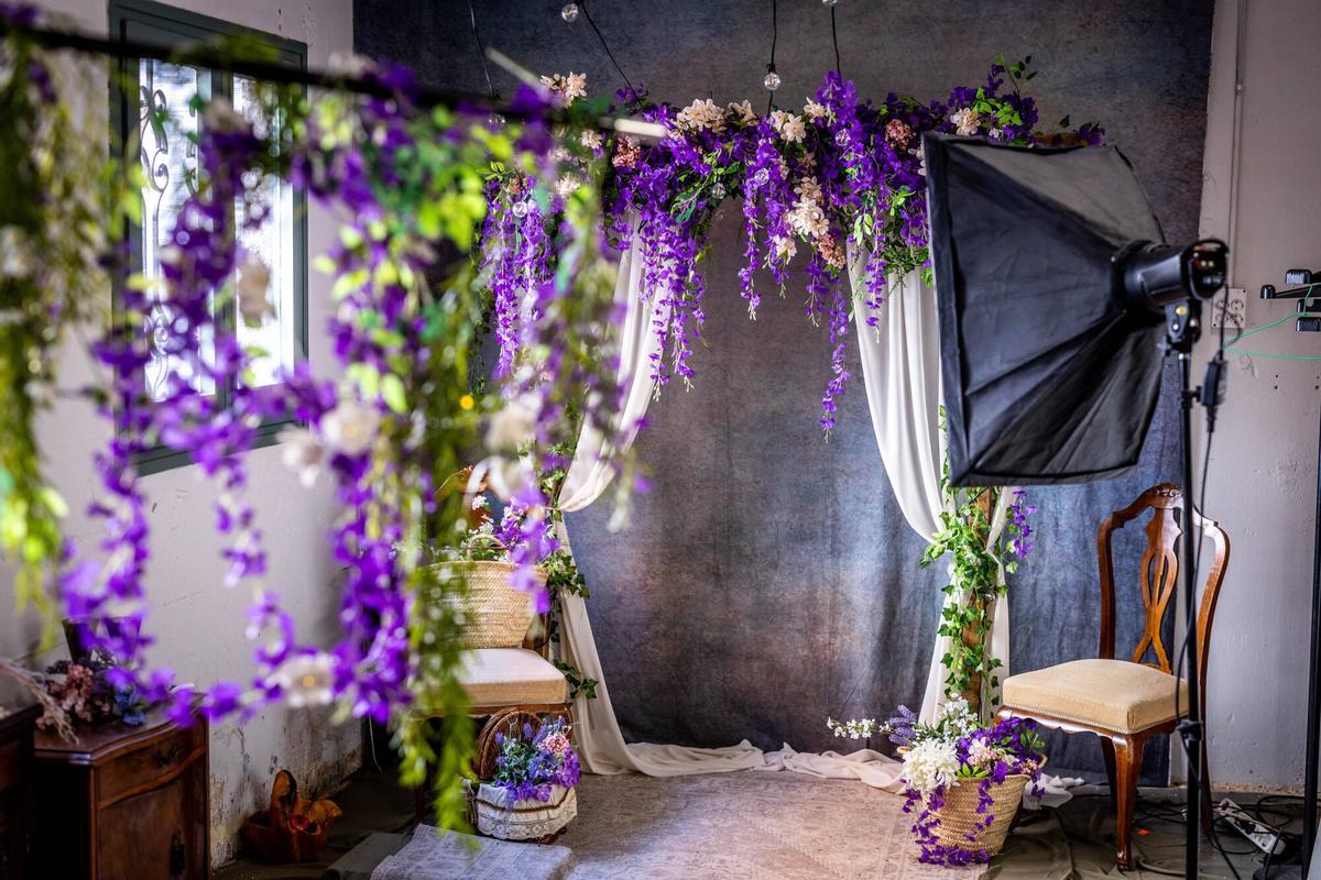 Barcelona 24/02/2026 OnBarcelona Barceloneando. El mundo de fantasía escondido en una nave de l'Hospitalet, es el taller de ciencia ficción de El costurero real. AUTOR: JORDI OTIX