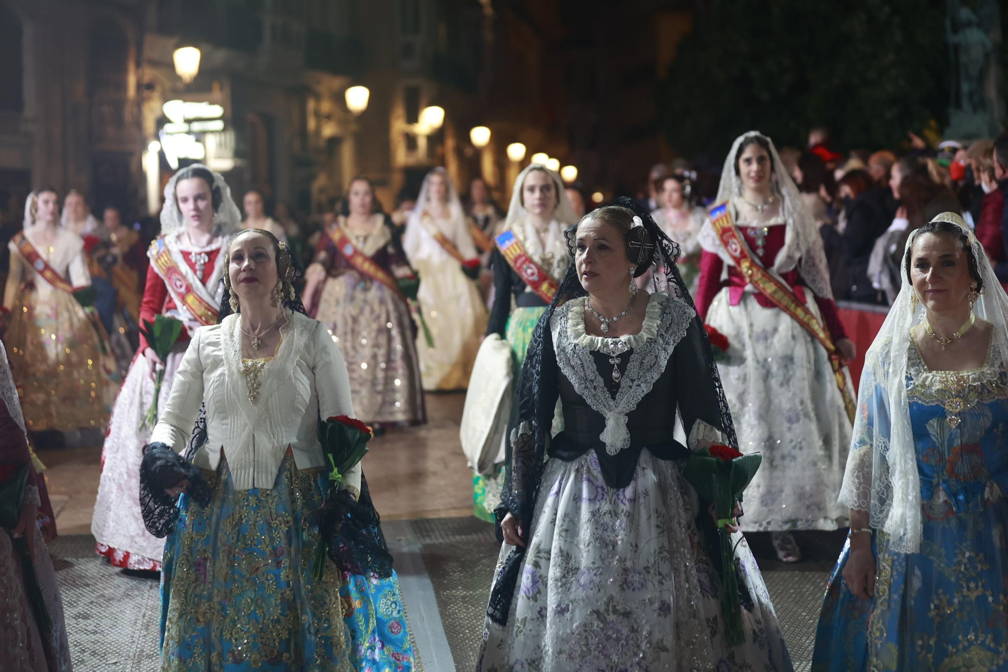 Búscate en la Ofrenda por la calle Quart (entre 23.00 y 24.00 horas)