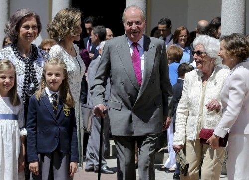 LA PRINCESA LEONOR RECIBE LA PRIMERA COMUNI?N