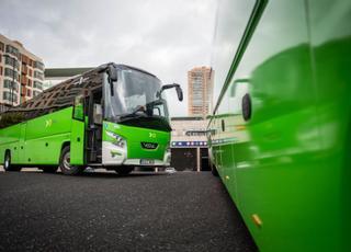 Récord histórico de viajeros en las guaguas y el tranvía en Tenerife