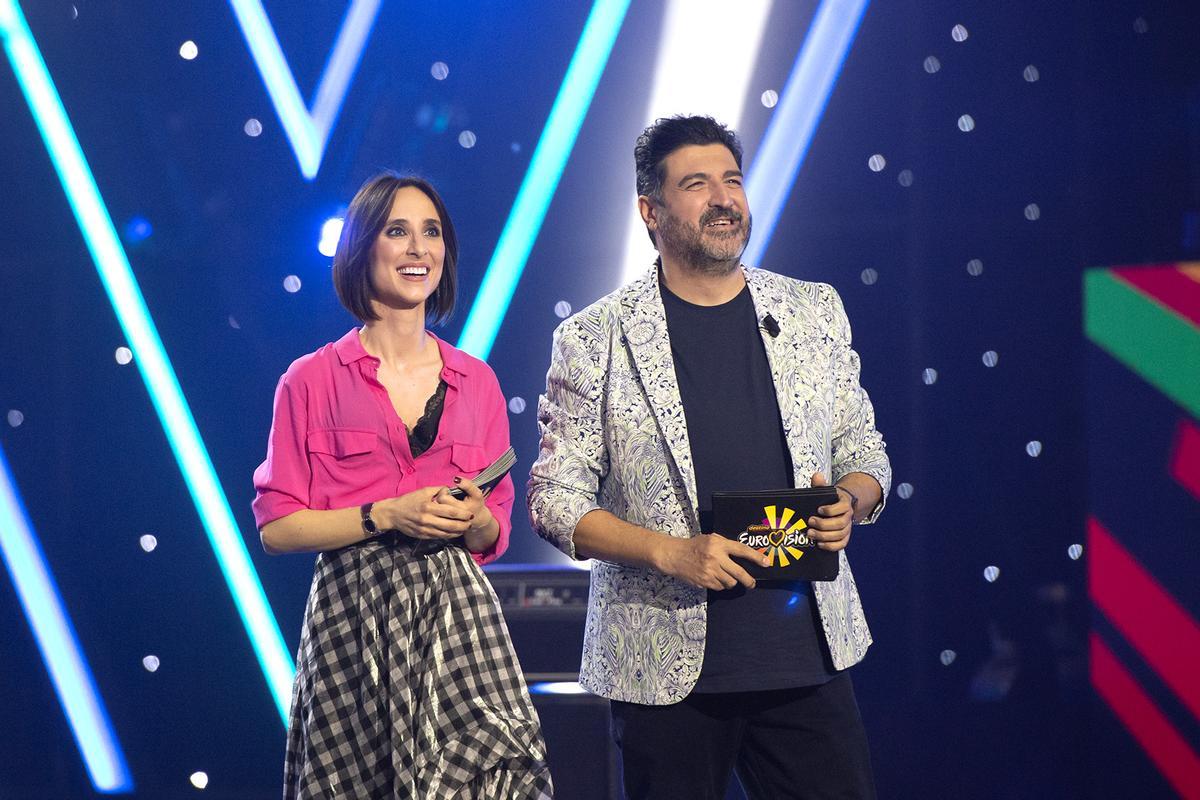 Julia Varela y Tony Aguilar Julia Varela y Tony Aguilar