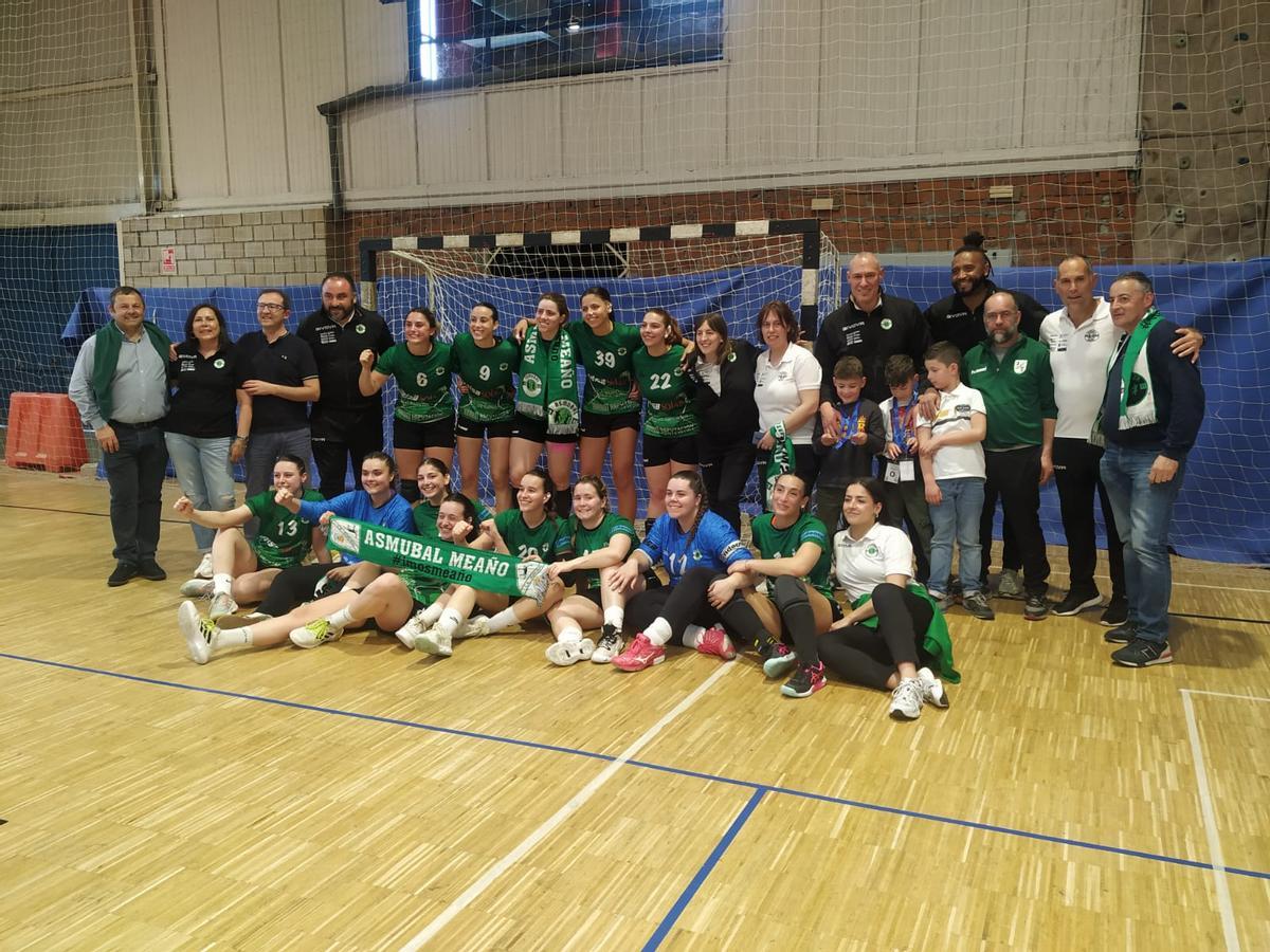 El Inelsa Asmubal cumplió su sueño de disputar el play off de ascenso tras lograr la victoria en Porriño.