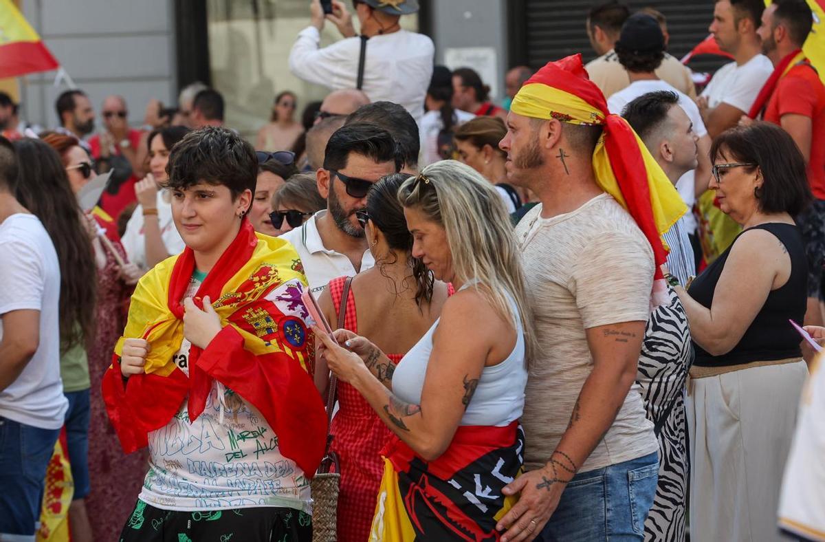 La movilización de Alicante en apoyo a Ceuta, en imágenes