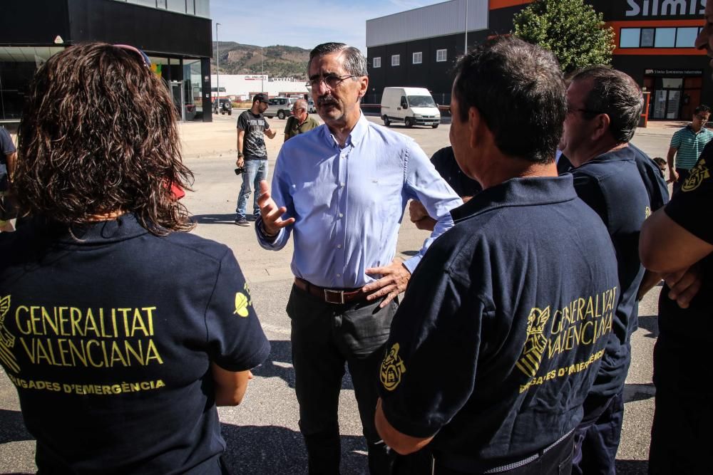 El parque de emergencias de Onil pasa a llevar el nombre del bombero forestal Emilio Abargues Bataller