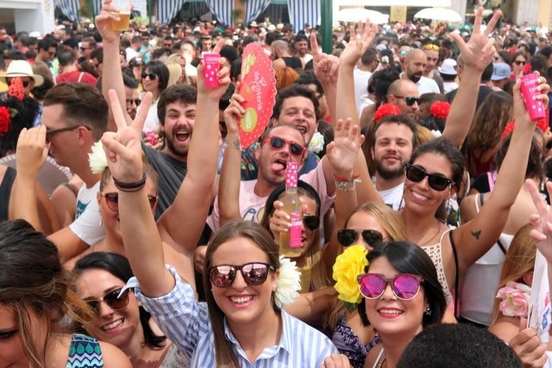 Primera jornada de la Feria de Málaga en el centro.