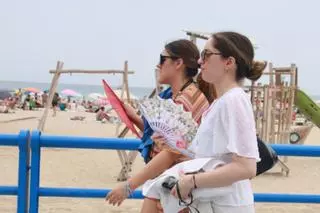 Alicante llega al punto álgido de la tercera ola de calor con calima y bochorno extremos