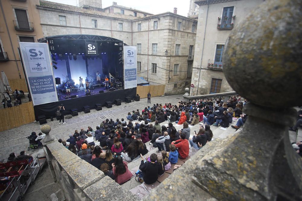 Concert d'Oques Grasses en la clausura de l'Strenes a Girona