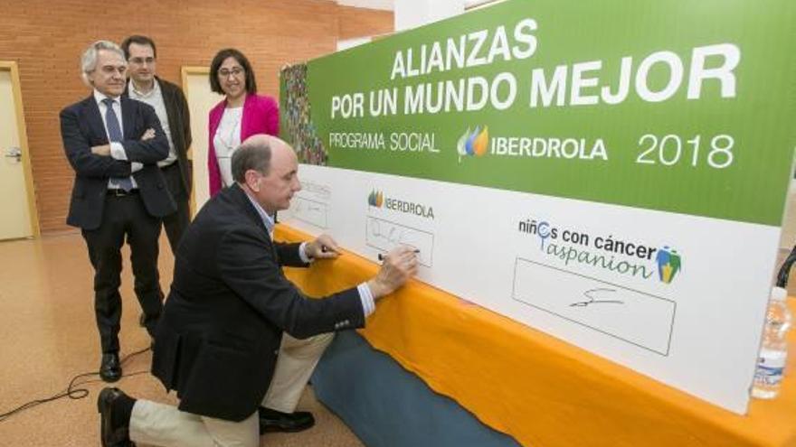 Jornada celebrada ayer en la sede de Proyecto Hombre.