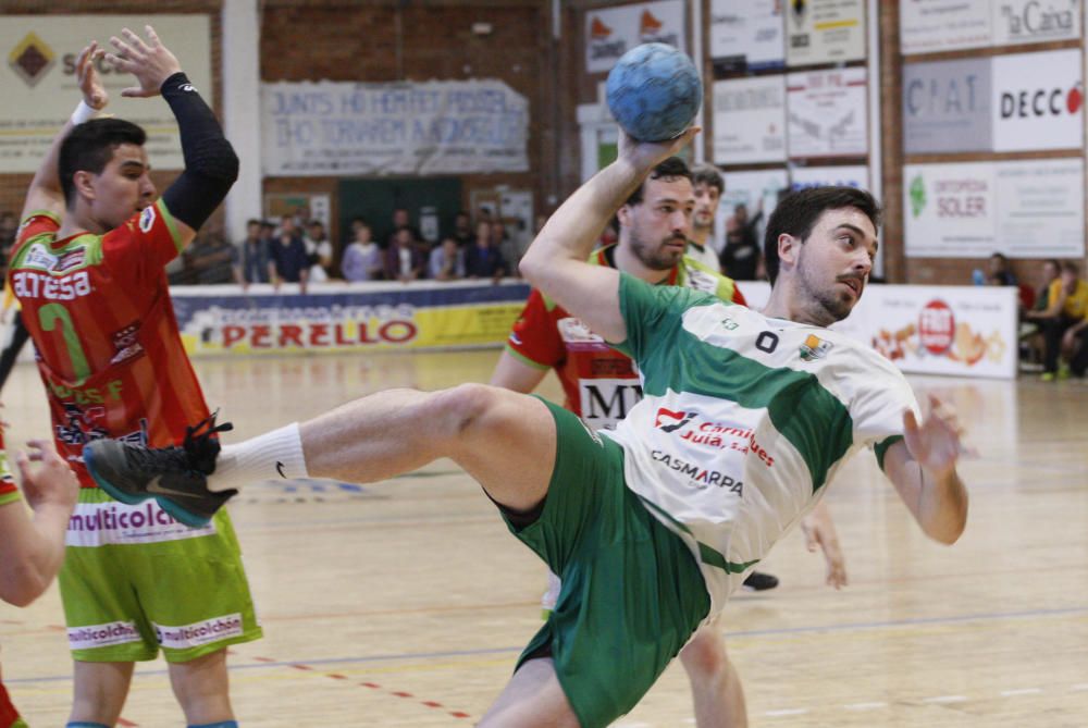 El Bordils doblega el Zamora en l''últim partit a casa el dia del comiat de David Masmiquel