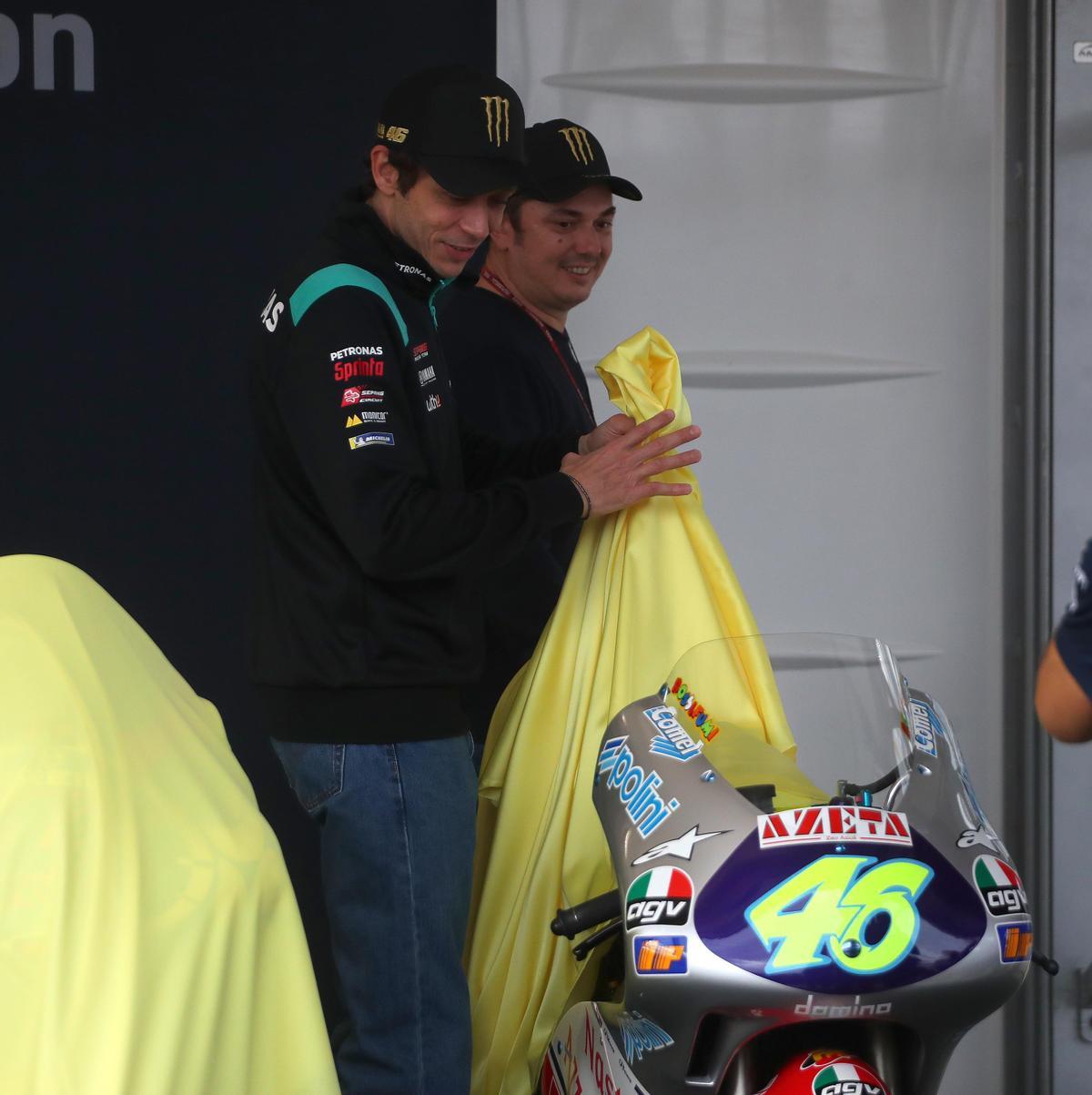 Valentino Rossi se despide en Valencia