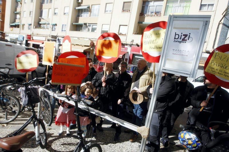 Marcha ciclista en protesta por la paralización del servicio Bizi