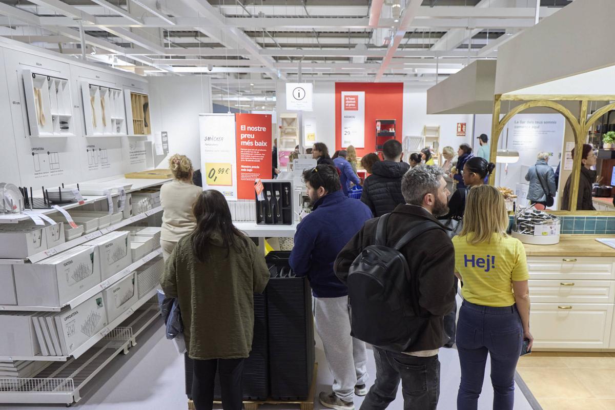Les fotos de la inauguració de l'IKEA de Girona