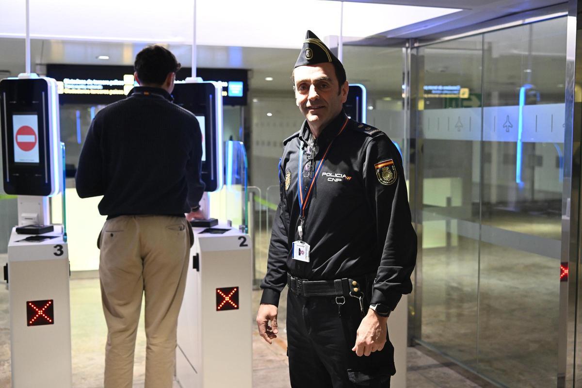 El jefe del Puesto Fronterizo del aeropuerto, Pedro Portero.