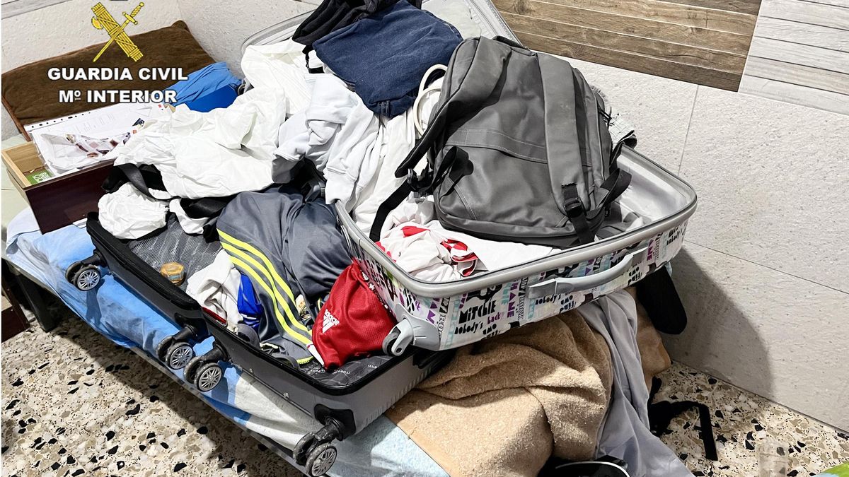 Una mujer asalta dos casas alquiladas a ocho jornaleros en Jumilla y les roba el dinero y las tarjetas.