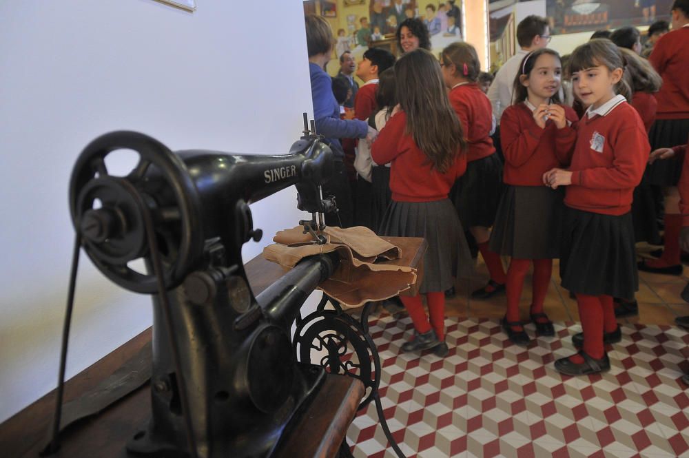 Exposición de las aparadoras en el Museo de Pusol